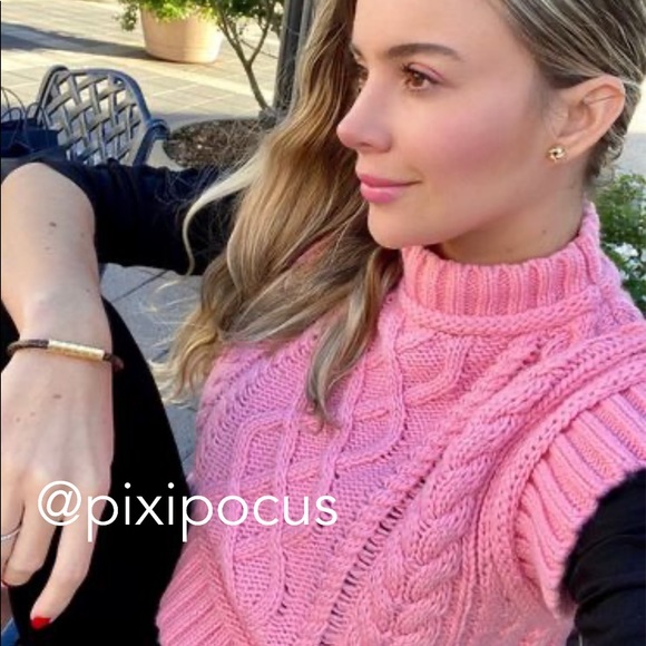 ❌ - Picture 4 of 10